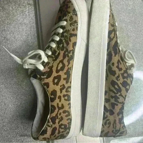 Madewell Sidewalk Low Top Leopard Cheetah Print 
 Sneaker Shoes - Picture 5 of 9